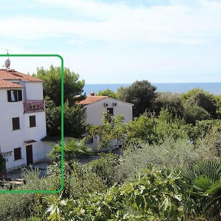 Apartmen Relax 200 M T Beach Apartment Rovinj Luaran gambar