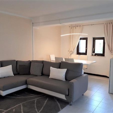 Apartmen Relax 200 M T Beach Apartment Rovinj Luaran gambar