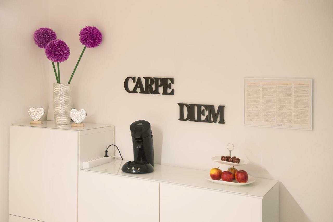 Apartmen Relax 200 M T Beach Apartment Rovinj Luaran gambar