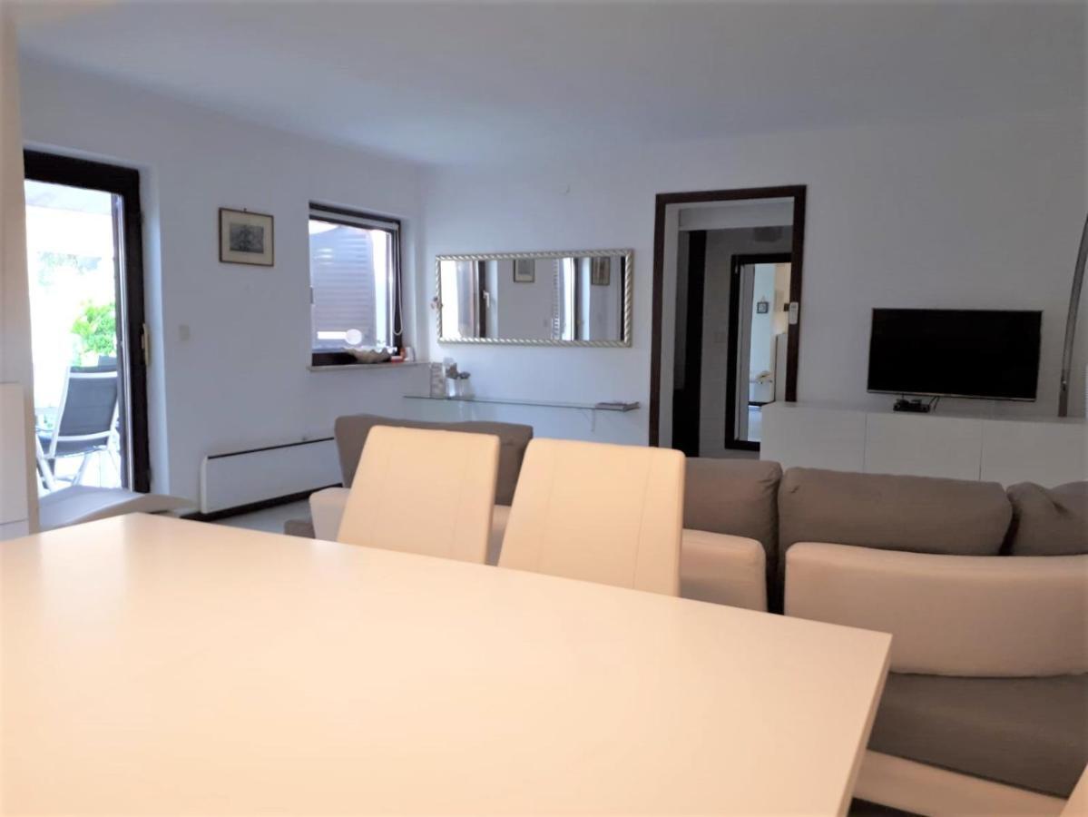Apartmen Relax 200 M T Beach Apartment Rovinj Luaran gambar