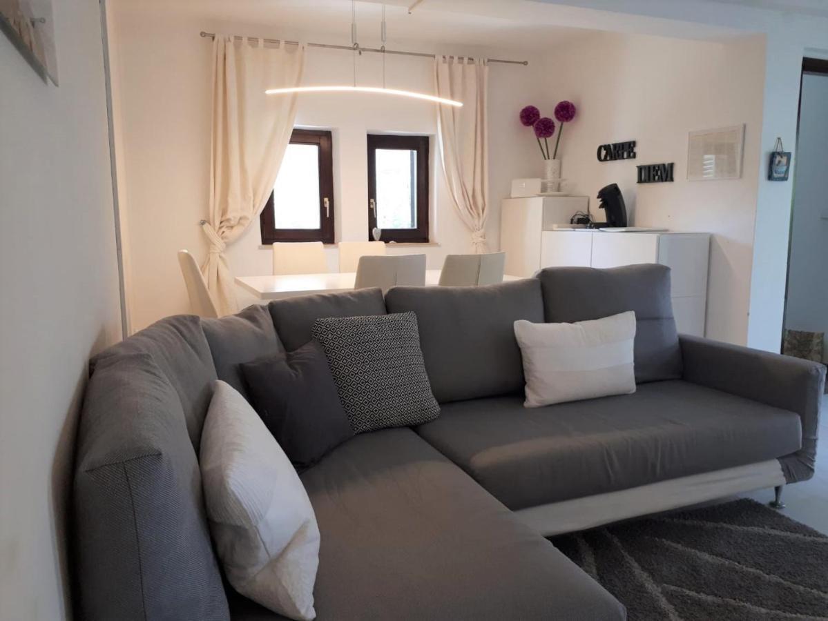 Apartmen Relax 200 M T Beach Apartment Rovinj Luaran gambar